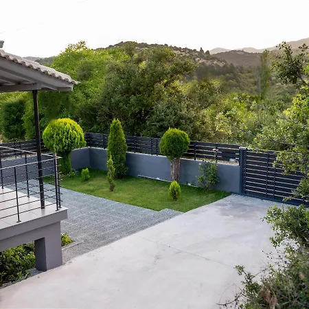 Triantos Guesthome شقة