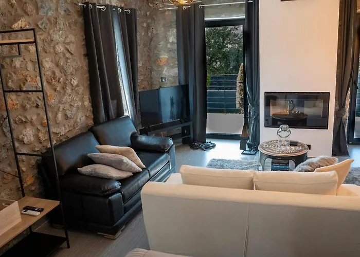 Triantos Guesthome Apartman Trípoli