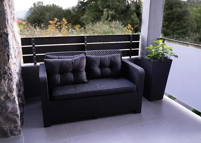 Triantos Guesthome *