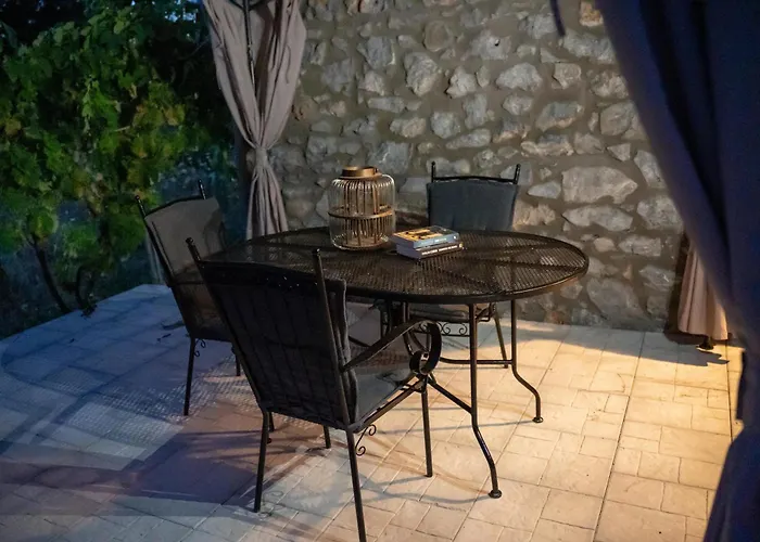 Triantos Guesthome * Trípoli